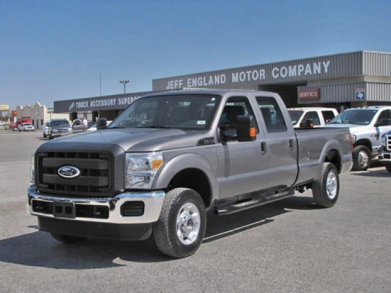2011 Ford F250 4x4 Crew Cab, New 6.2L Gas V8, 5000 Miles 4 years ago