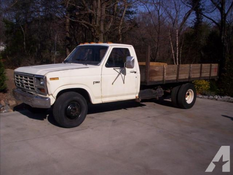 1983 Ford F350 for sale in Taylorsville, North Carolina