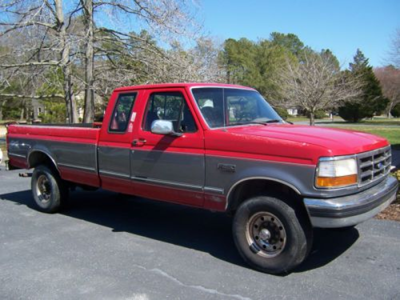 1995 Ford F250 4 Wheel Drive Runs And Drives Fine No Title on 2040cars