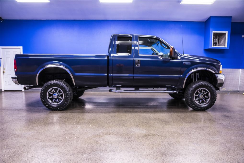 Check out this LIFTED 2003 Ford F-250 XLT 4x4 with bed liner, running ...