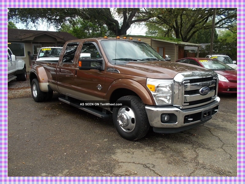 2011 Ford F - 350 6. 7 Diesel Lariat Package Crew Cab F-350 photo