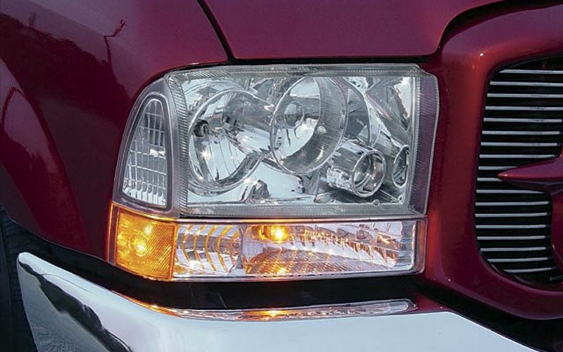 2000 Ford F350 Super Duty Diesel Passengers Side Headlight