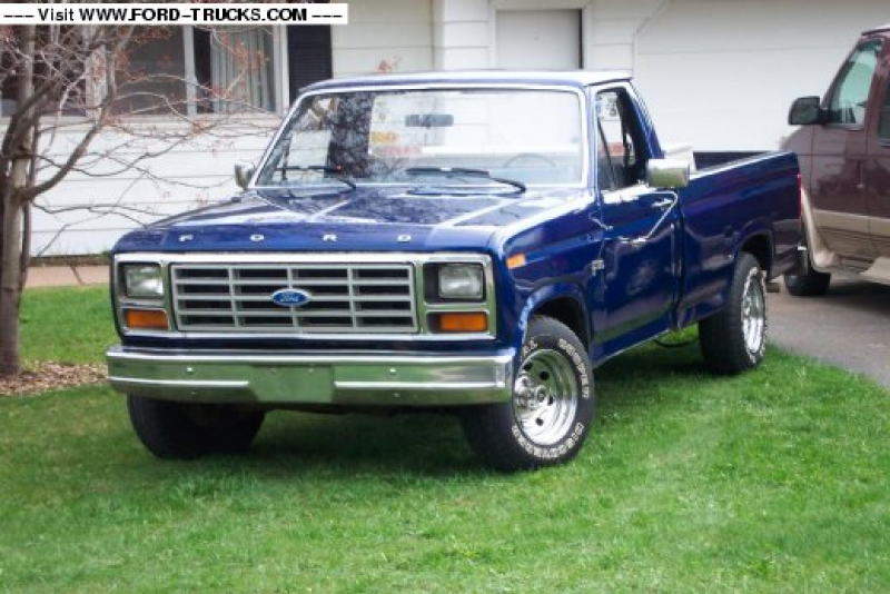1986 Ford F150 4x2 - Blue Devil