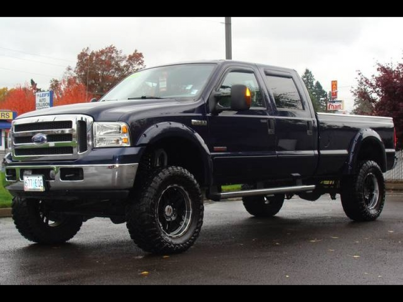 2005 Ford F-350 Super Duty Lariat - Photo 1 - Milwaukie, OR 97267