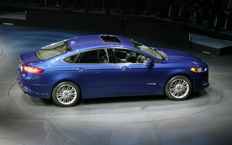 2013 Ford Fusion Photo Gallery