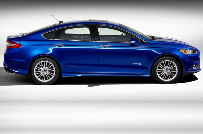 2012-Ford-Fusion-Hybrid-studio-profile 480