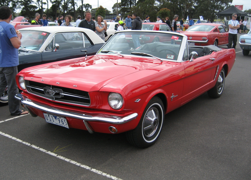 Description Ford Mustang Convertible 1965.jpg