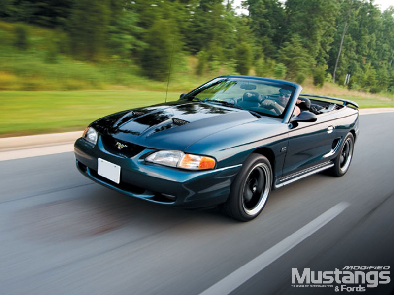 1995 Ford Mustang Gt Front Angle
