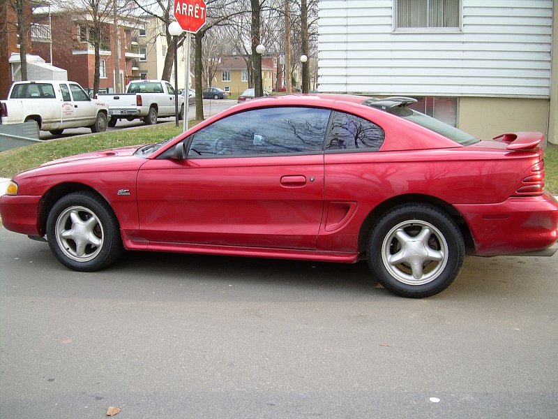 1995 Ford Mustang GT Coupe, 1995 Ford Mustang 2 Dr GT Coupe picture