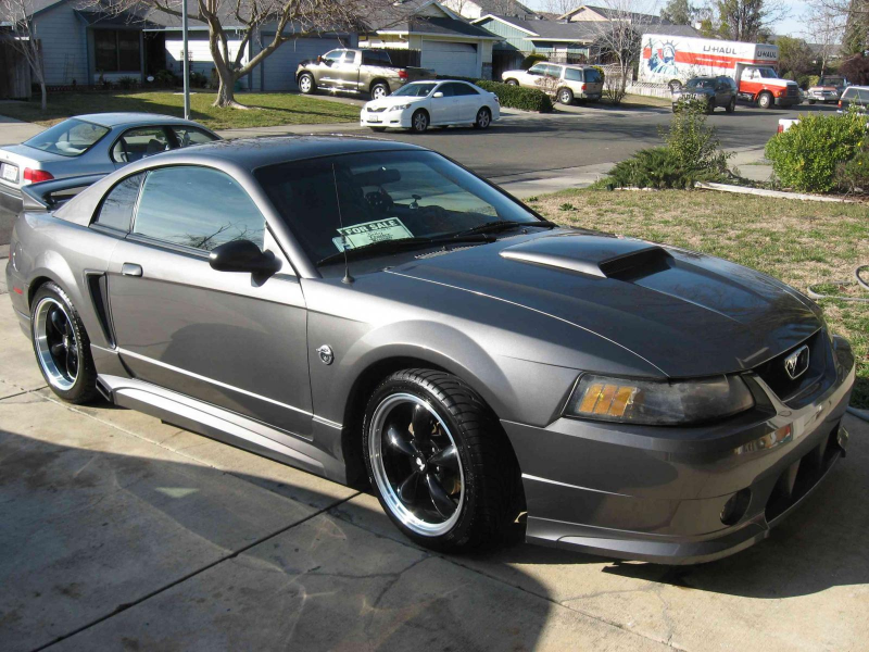 800 1024 1280 1600 origin 2004 Ford Mustang #11
