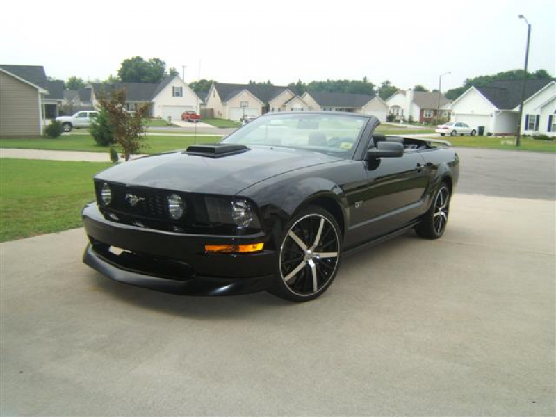 2006 Mustang