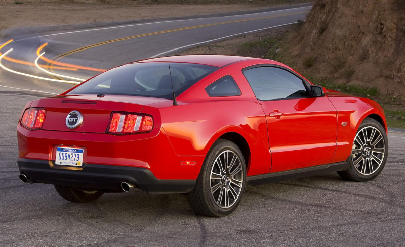 2010 Ford Mustang GT coupe