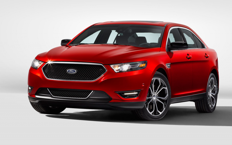 2013 Ford Taurus Red Front Left View Photo 10