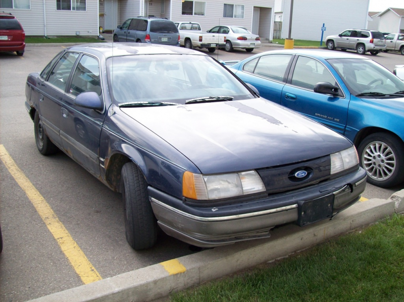 ad1kt’s 1991 Ford Taurus