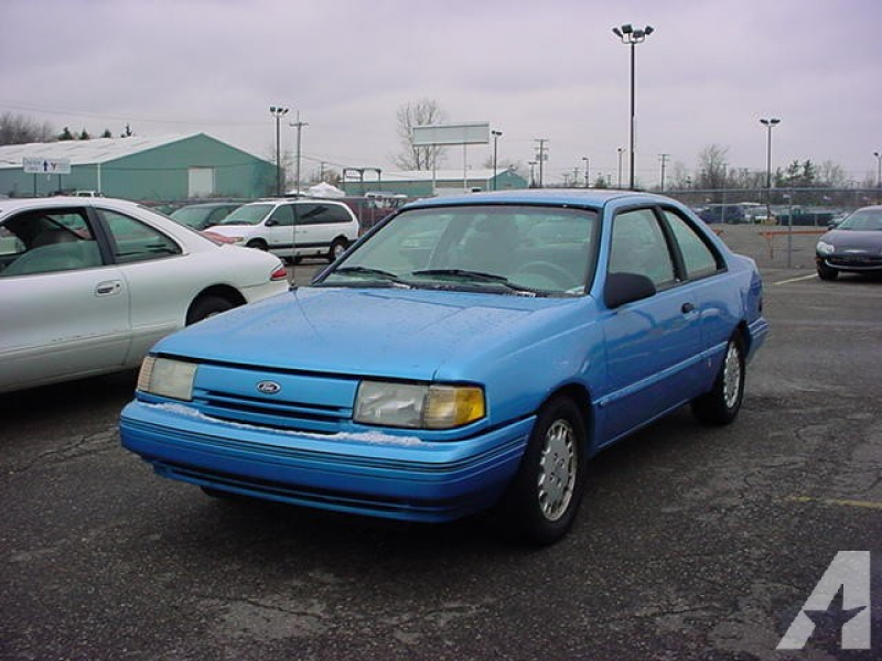 1994 Ford Tempo GL for sale in Pontiac, Michigan