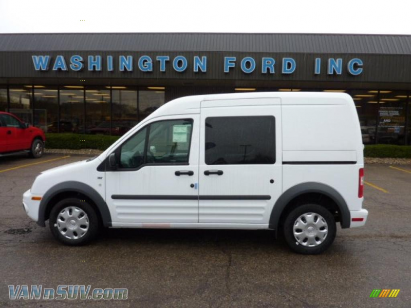 2011 Ford Transit Connect XLT Cargo Van in Frozen White - 058316
