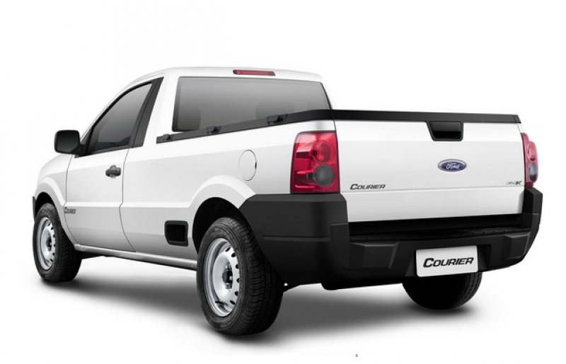 seguir veja e confira o Ford Courier 2012 :