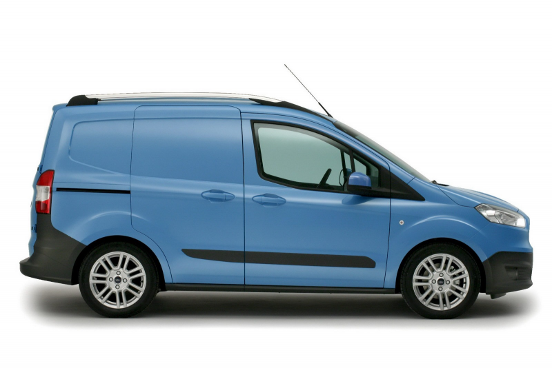 2014 Ford Courier Van Revealed At Birmingham Commercial Vehicle Show