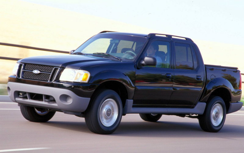 2001 Ford Explorer Sport Trac In Motion