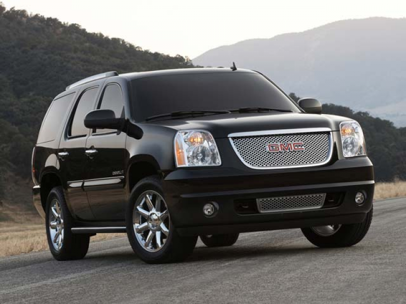 the gmc yukon is a decendent of the gmc jimmy and manufactured on the ...