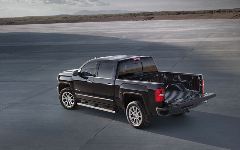 The 2015 GMC Sierra 1500 Denali luxury pickup truck has innovative ...
