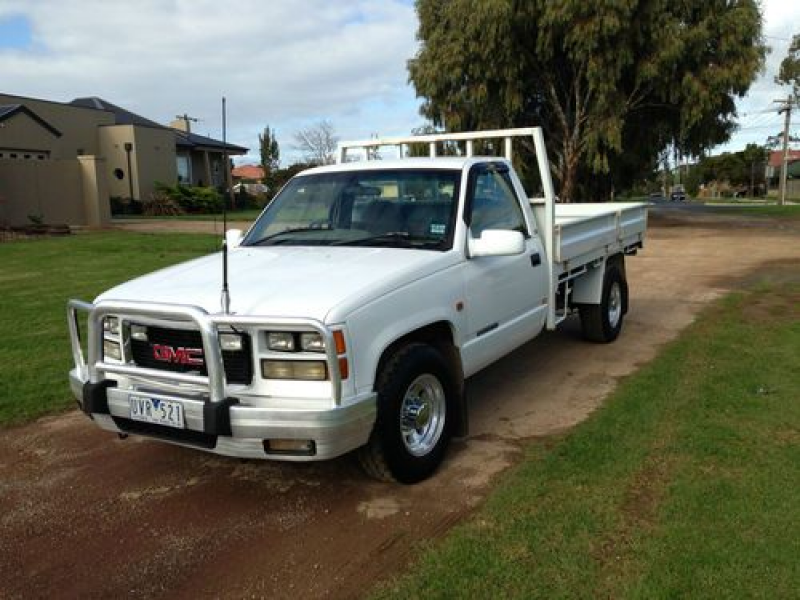 GMC Sierra 1998 6.5L Turbo Diesel. Well Maintained, Great Tow Truck ...