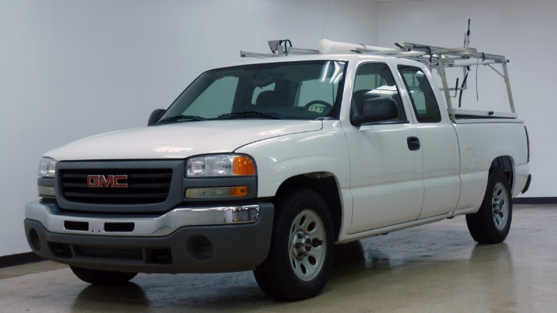 ... about 2007 GMC Sierra 1500 Work Truck, CRUISE, AC, AM/FM, BED COVER