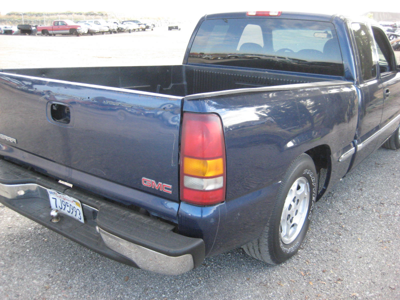 1999 GMC Sierra 1500 Pickup - Parts Car