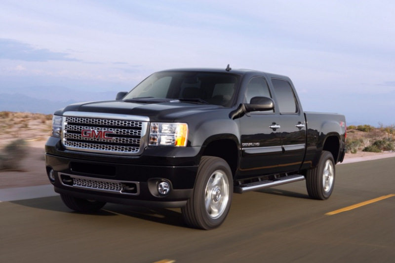 ... for the 2011 gmc sierra 1500 its bold gmc badged grille will again