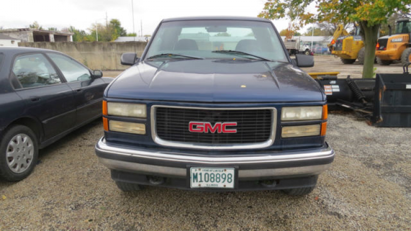 1999 GMC Pick Up Truck - Extended Cab 4 Wheel Drive