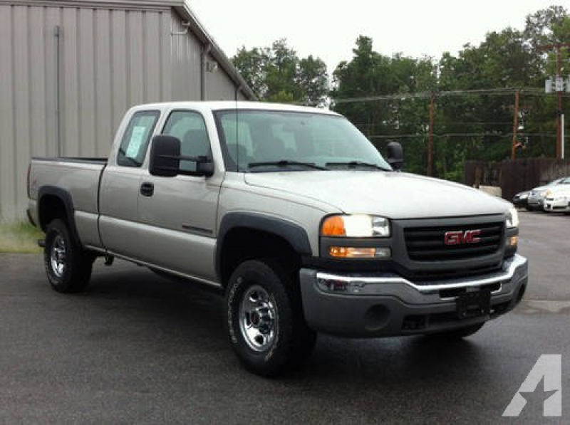 2006 GMC Sierra 2500 4WD Extended Cab Pickup for sale in Fort Wayne ...