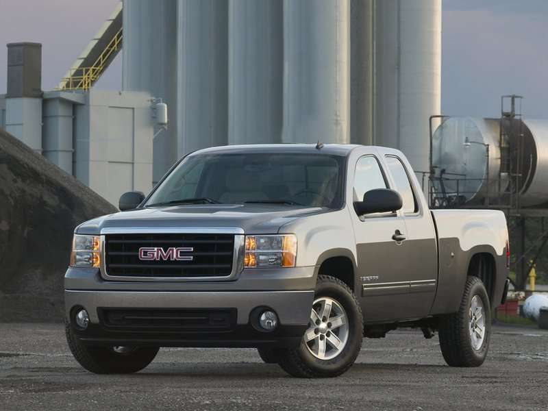 Best Used Trucks Under $10,000 - 07 - 2008 GMC Sierra 1500 ($9,900)
