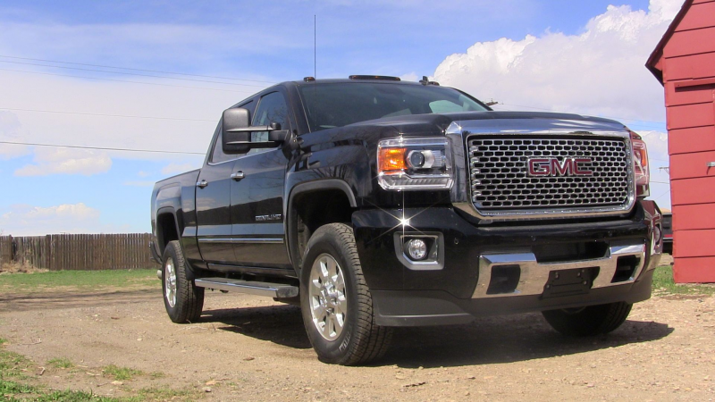 ... video of the 2015 GMC Sierra HD debut from the 2013 Texas State Fair