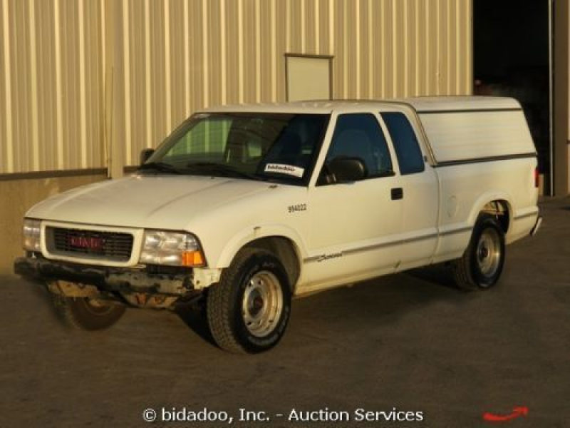 GMC Sonoma Extended Cab Pickup Truck 6' Bed Cargo Canopy Auto Vortec ...