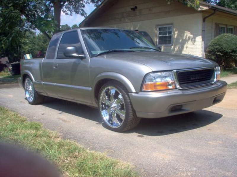 have a 1998 GMC Sonoma ext cab stepside v6 with a 5-speed manual ...