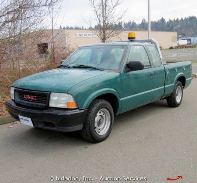 2001 GMC Sonoma Gasoline Pickup Truck w/ 6' Bed Beacon Lift Gate 4.3L ...