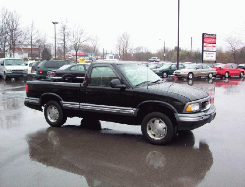 Used Truck: 1994 GMC SONOMA $7,695.00