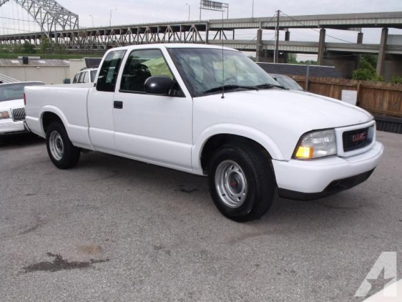 1999 GMC Sonoma SLS for sale in New Albany, Indiana