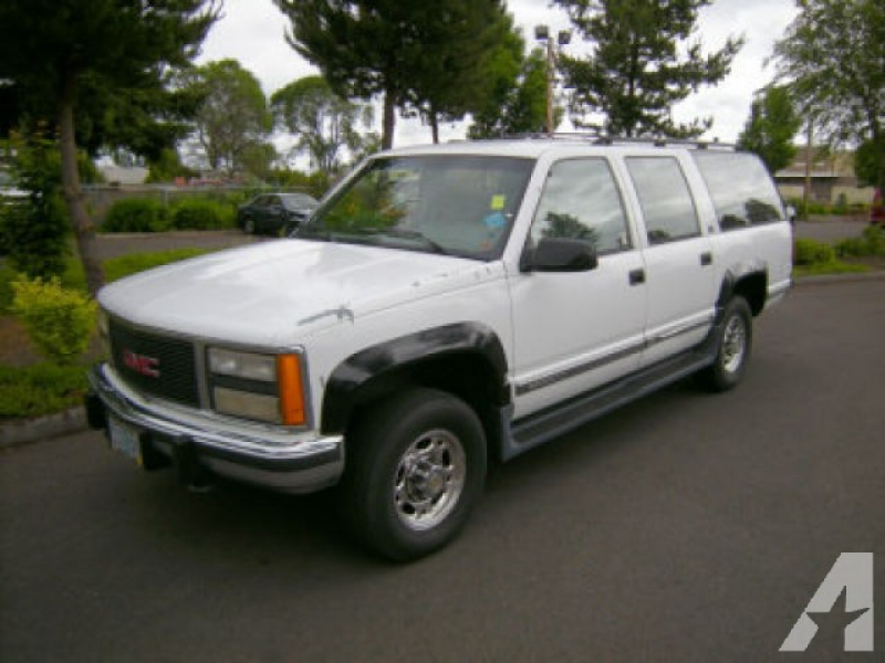 1993 GMC Suburban 2500 for sale in Forest Grove, Oregon