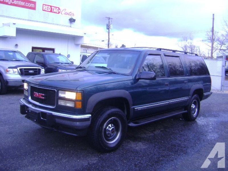 1997 GMC Suburban 2500 for sale in Capitol Heights, Maryland