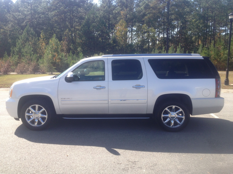 2011 GMC Yukon Denali Overview