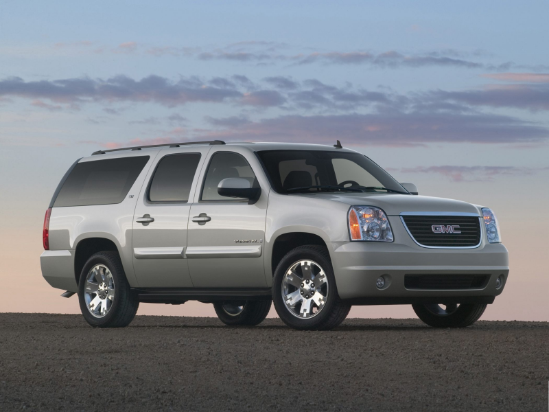 2012 GMC Yukon XL 2500 Price, Photos, Reviews & Features