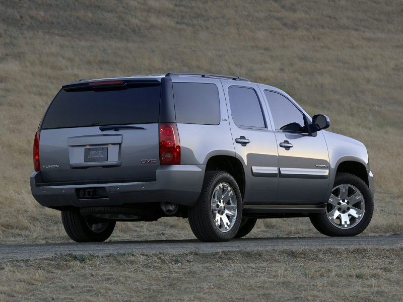 2013 GMC Yukon Price, Photos, Reviews & Features