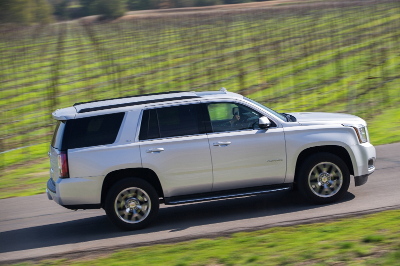 2016-GMC-Yukon-SLT-23.jpg