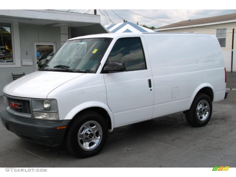 2003 GMC Safari Cargo Van - Summit White Color / Navy Blue Interior