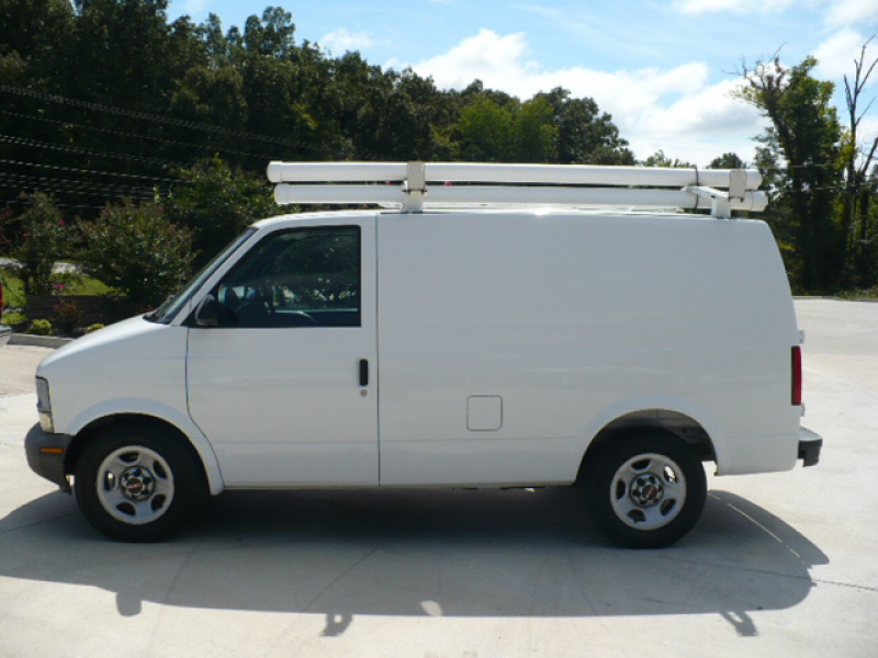 safari f 250 036 300x225 2005 GMC SAFARI CARGO VAN