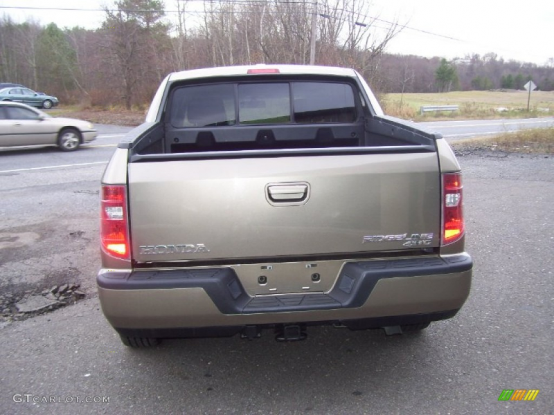 Learn more about Honda Ridgeline 2009 Colors.