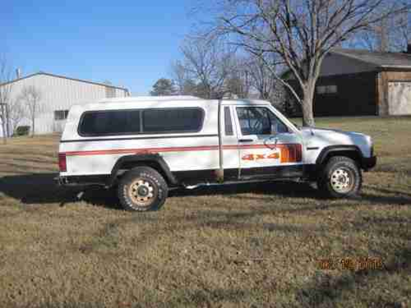 1986 Jeep Comanche 4x4 Longbed Pickup on 2040-cars