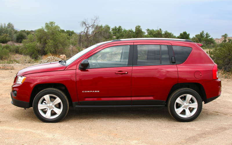 2013 Jeep Compass Latitude 4X4 First Test Photo Gallery