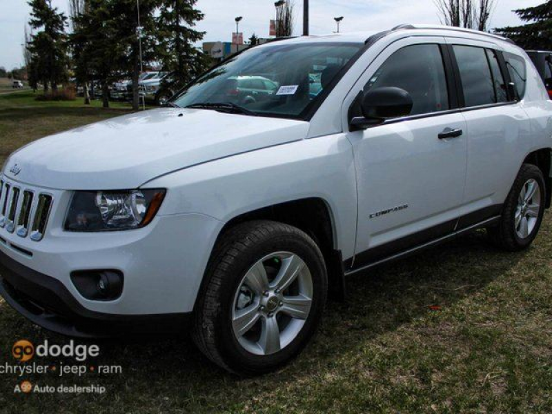 2015 Jeep Compass Sport 4X4 ALMOST NEW